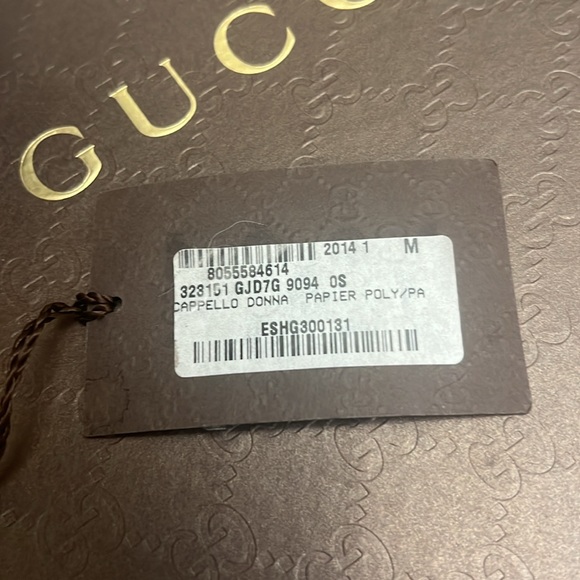 Gucci
Paper Fedora Hat w/ Tags - Picture 4 of 10